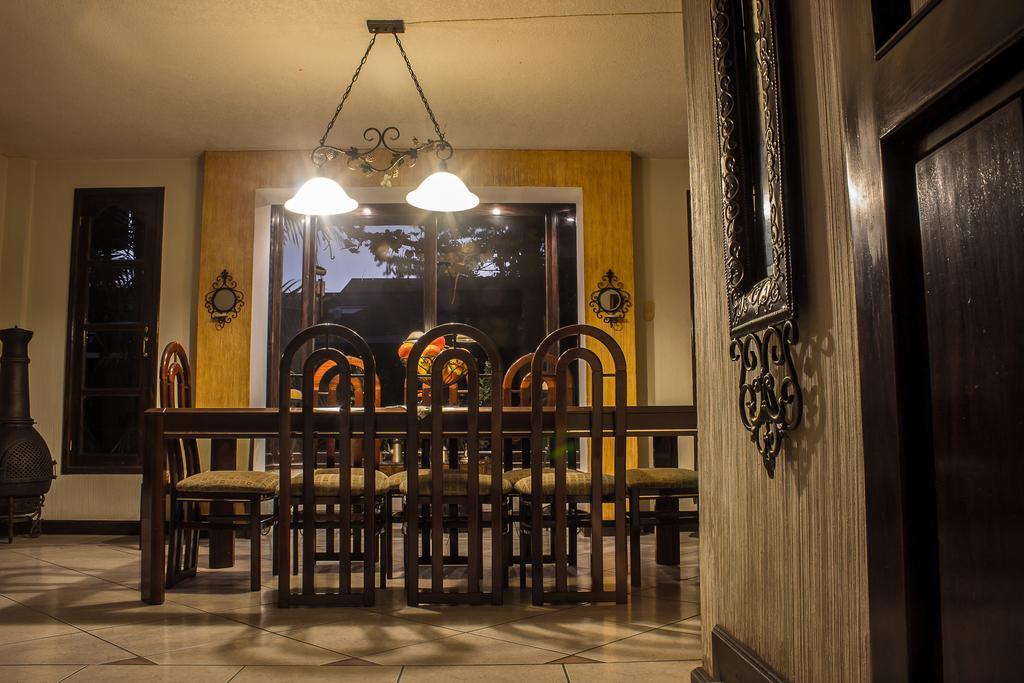 Mi Casa, Tu Casa Apartment Guatemala City ภายนอก รูปภาพ