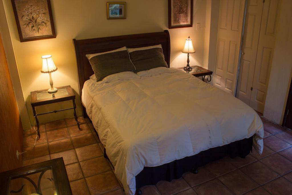 Mi Casa, Tu Casa Apartment Guatemala City ภายนอก รูปภาพ